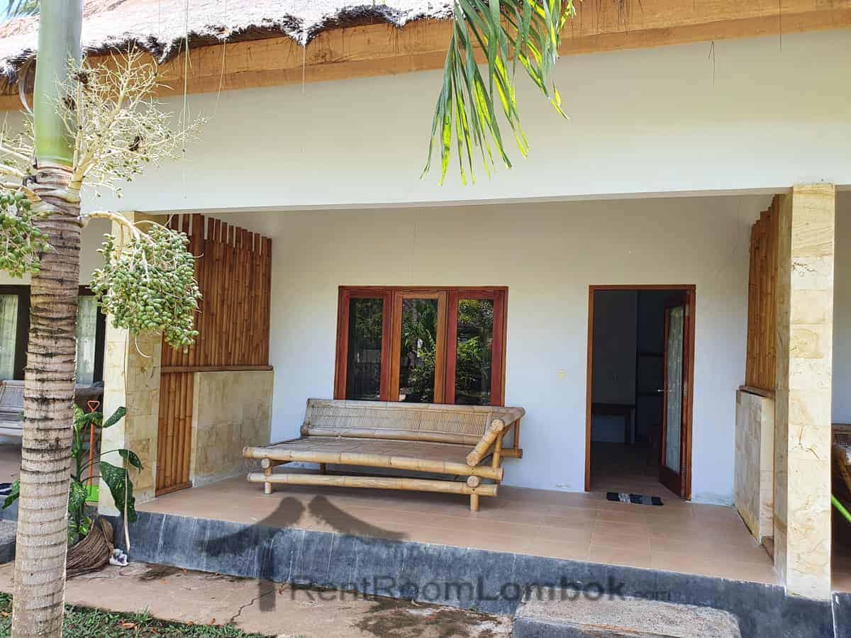 mengalung studio kuta lombok 3