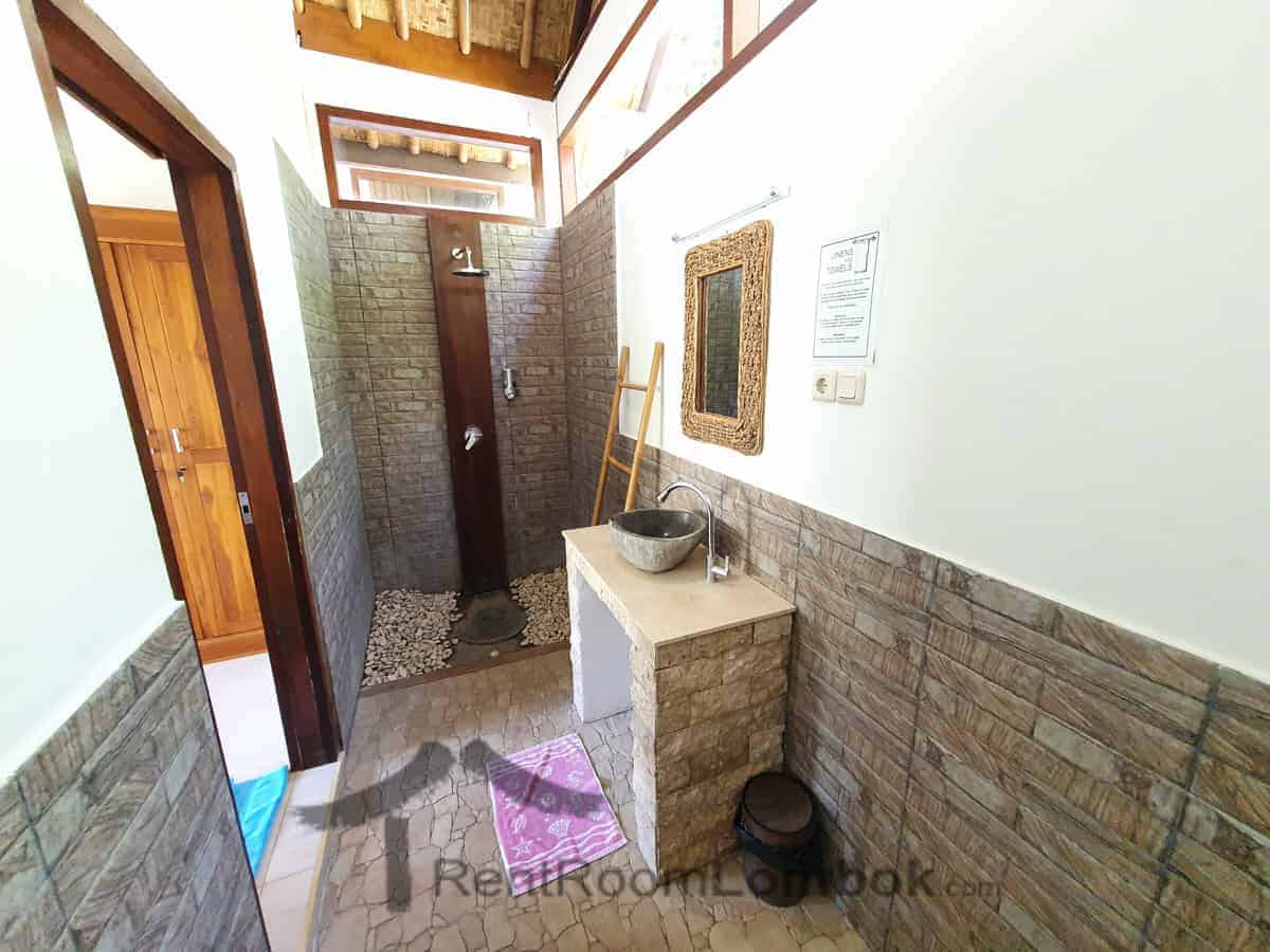 cozy cottages studio senggigi 12