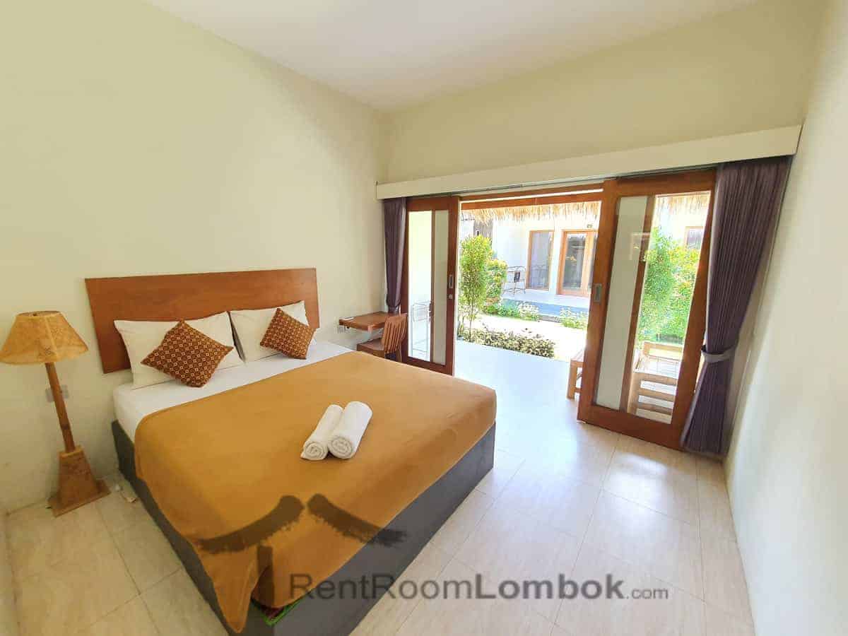 sammy studio senggigi 8