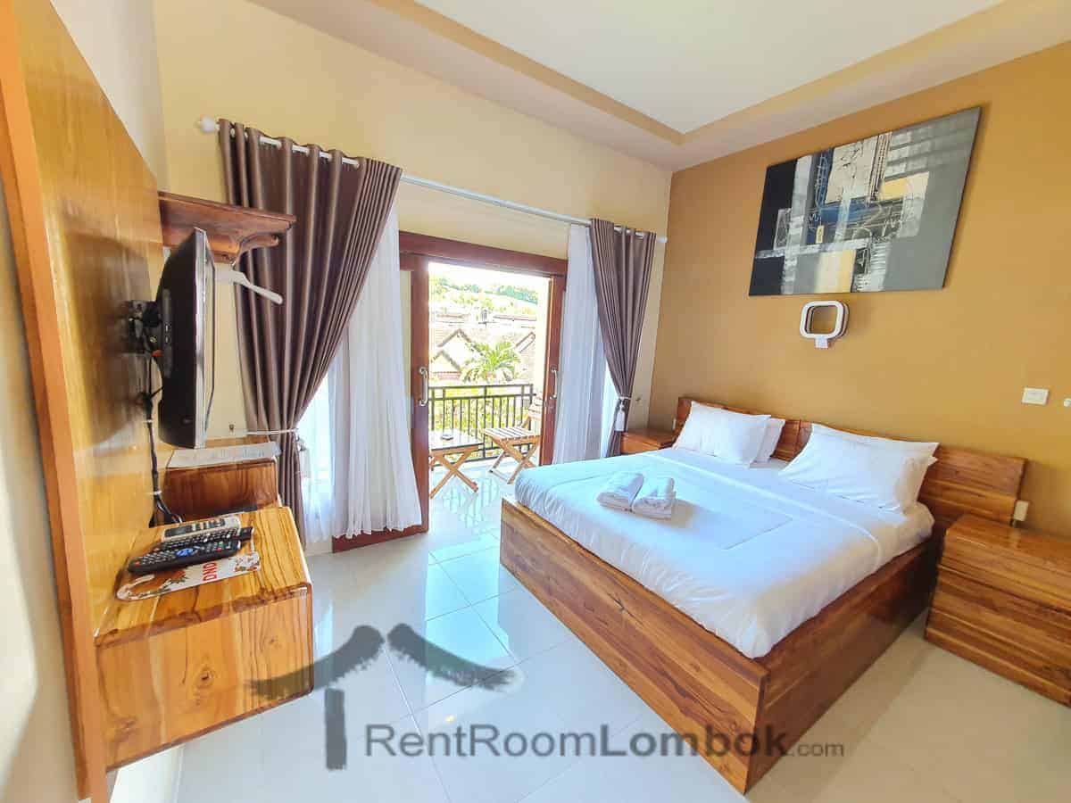 semilir inn studio senggigi 11
