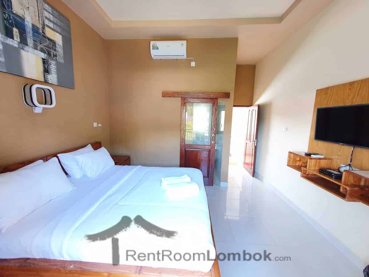 semilir inn studio senggigi 12