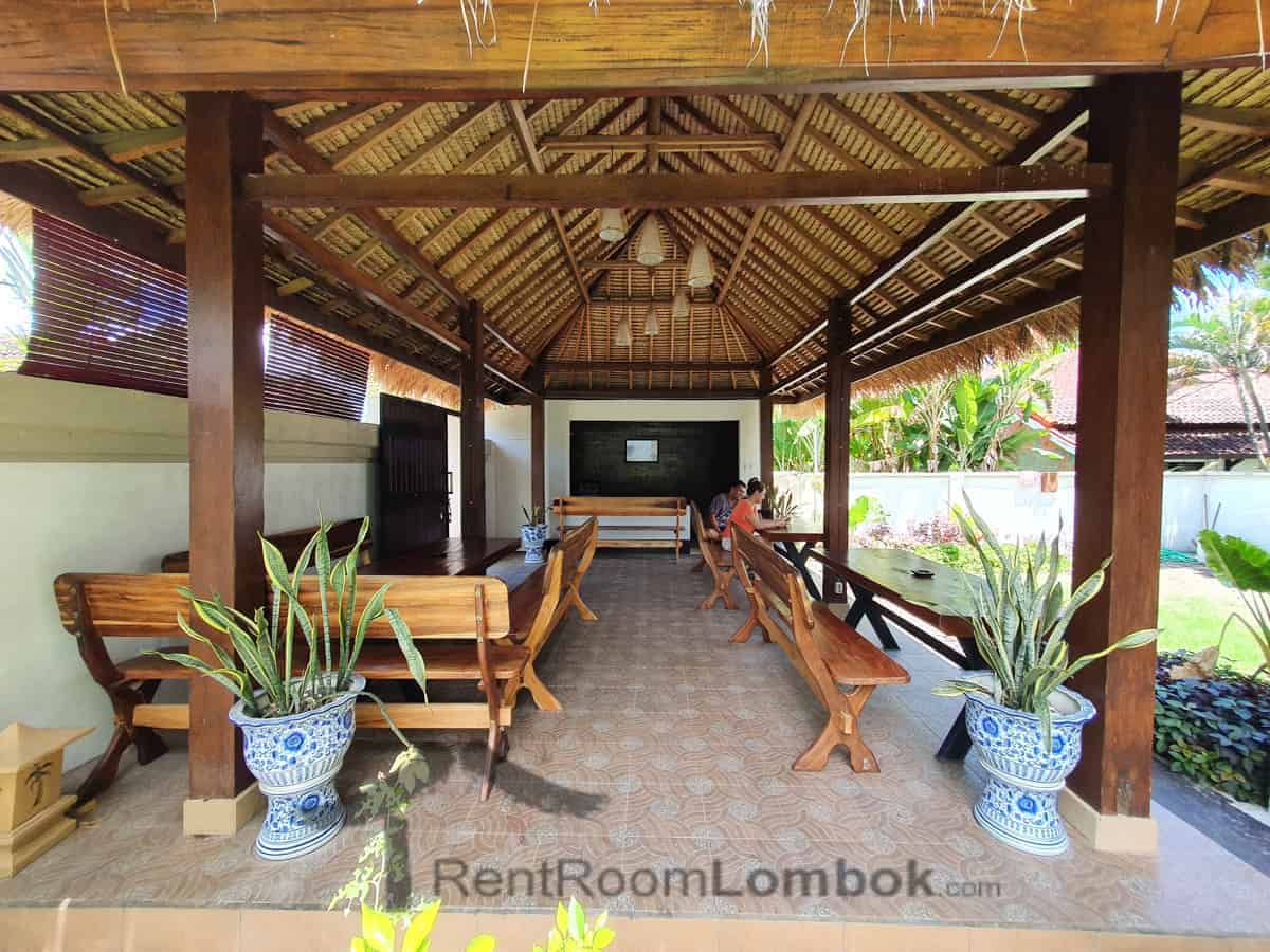 semilir inn studio senggigi 4