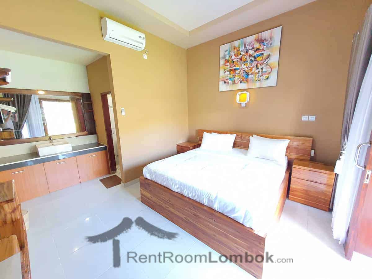 semilir inn studio senggigi 7