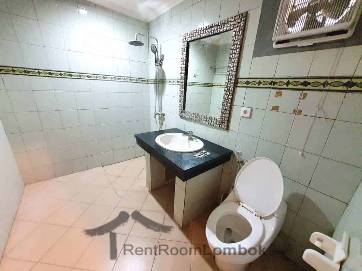 sendok studio senggigi 11