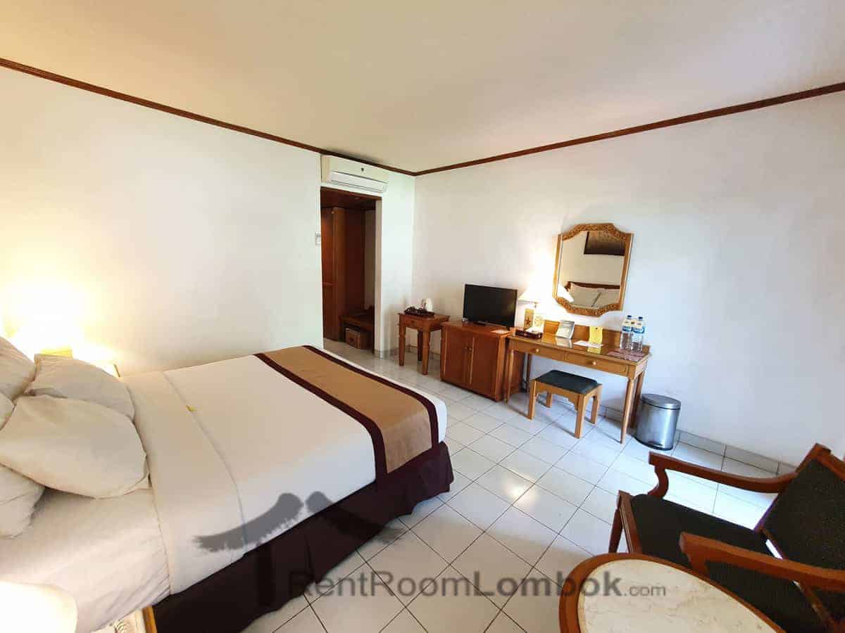 the jayakarta lombok beach resort studio senggigi 11