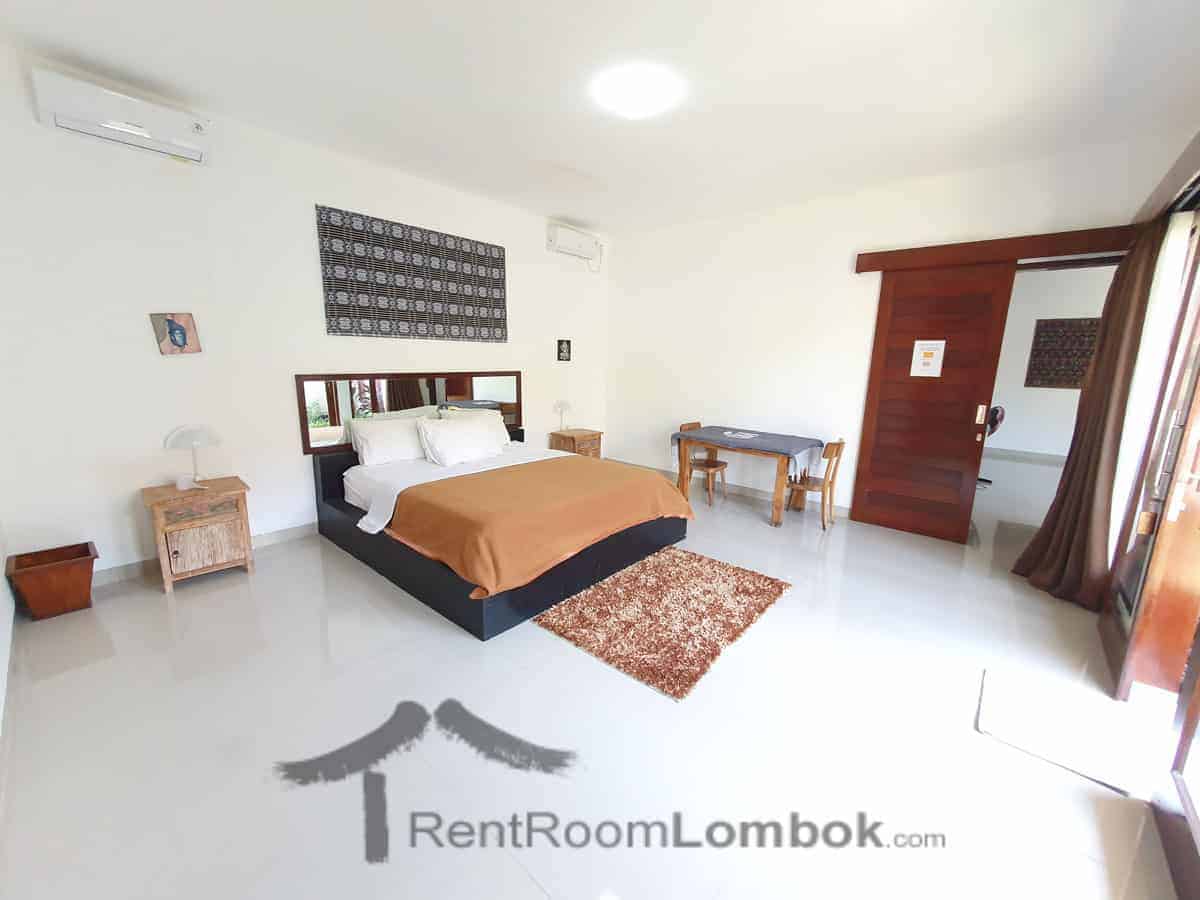 tom jerry studioapartment senggigi 12