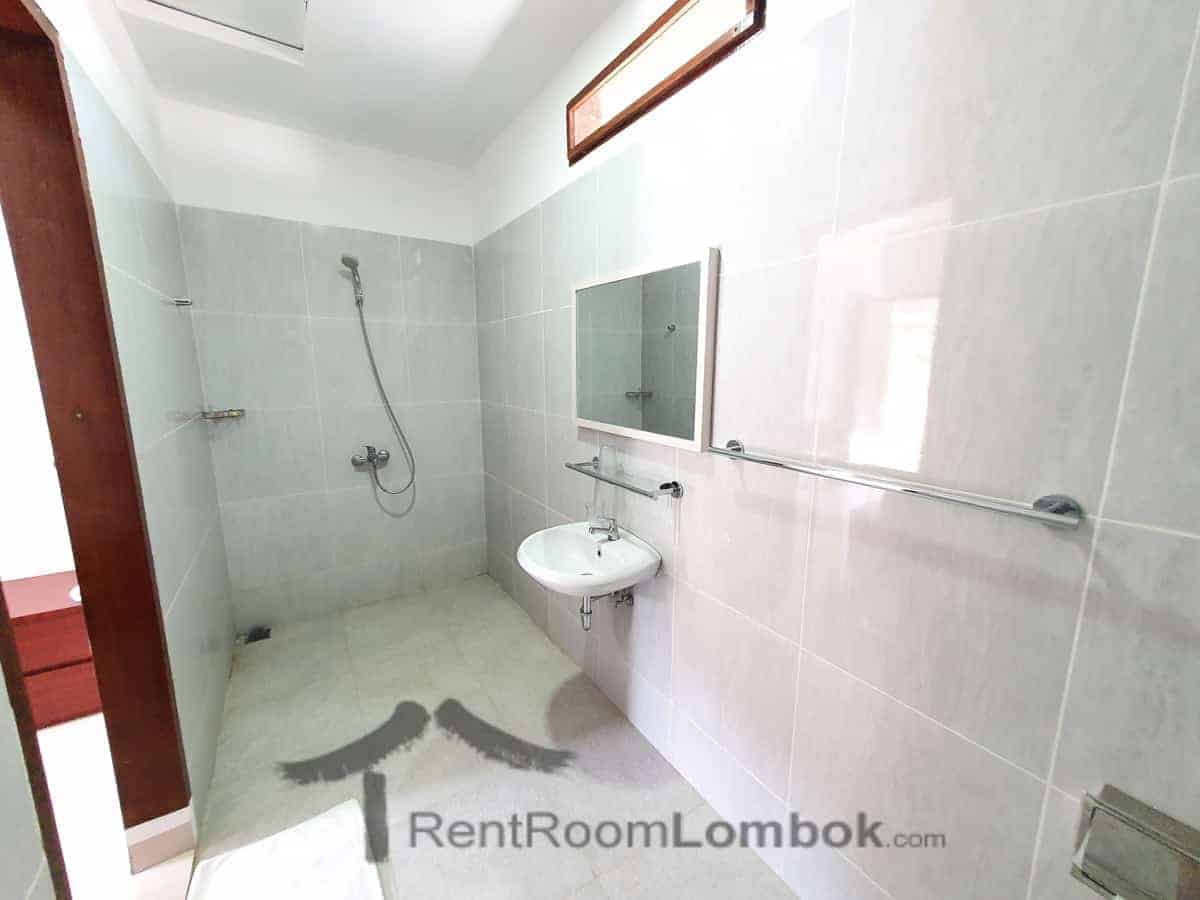 tom jerry studioapartment senggigi 7