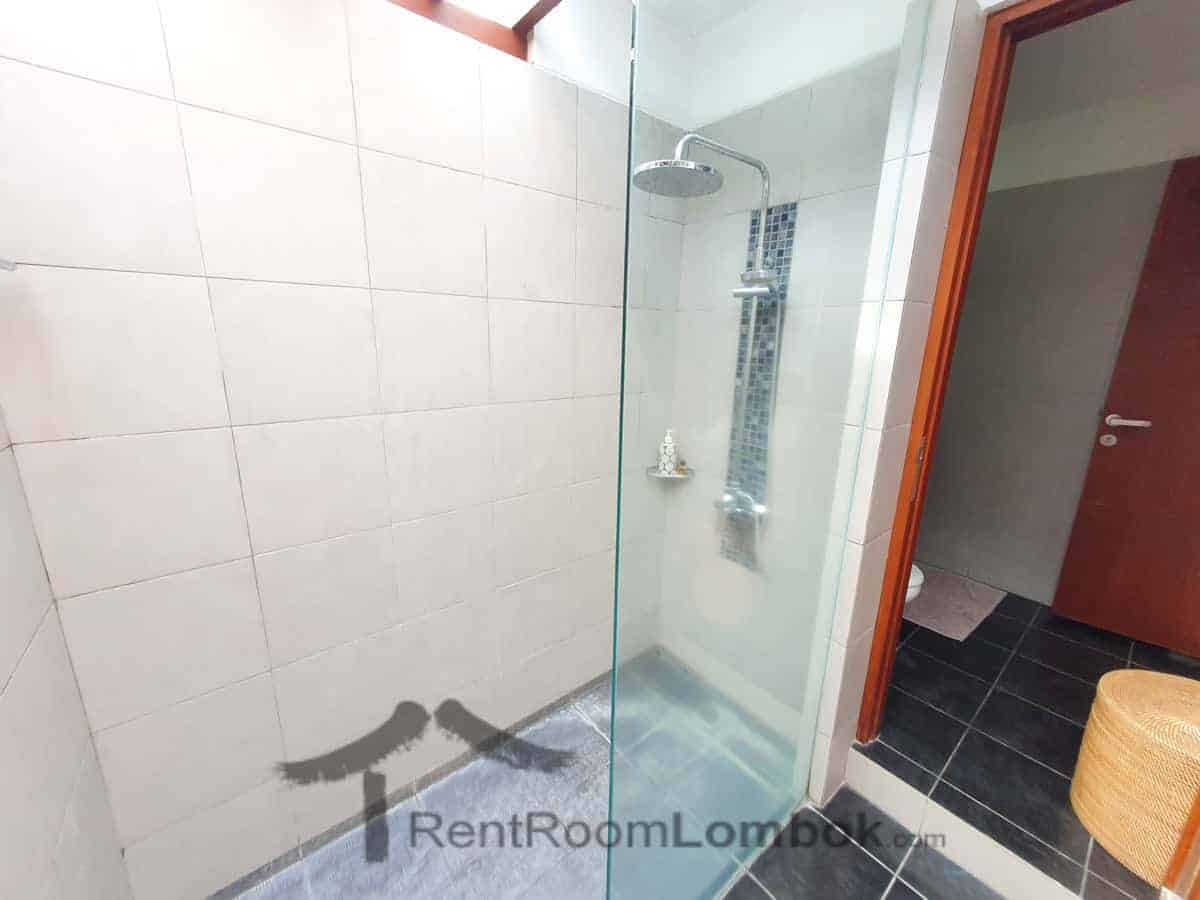 villa karingal studio senggigi 12